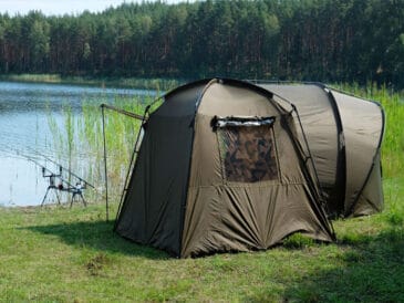 Как выбрать палатку для рыбалки: пошаговая инструкция