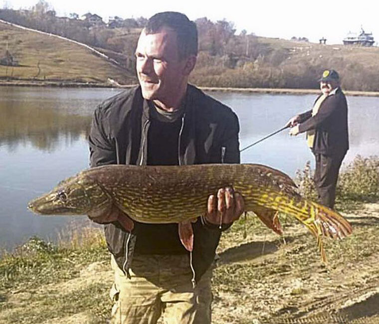 На Прикарпатті впіймали щуку вагою майже 8 кг