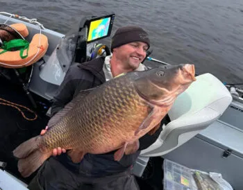 У Латвії новий рекорд по карпу: вага трофея 23,67 кг!