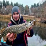 Ловля на першій кризі на озерах: досвід та поради