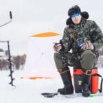 В какую погоду лучше всего ловить окуня зимой?