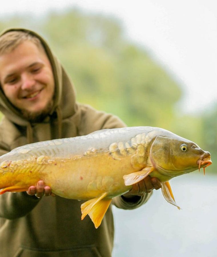 Інструмент професіонала: Carp Pro Escol для трофейної риболовлі