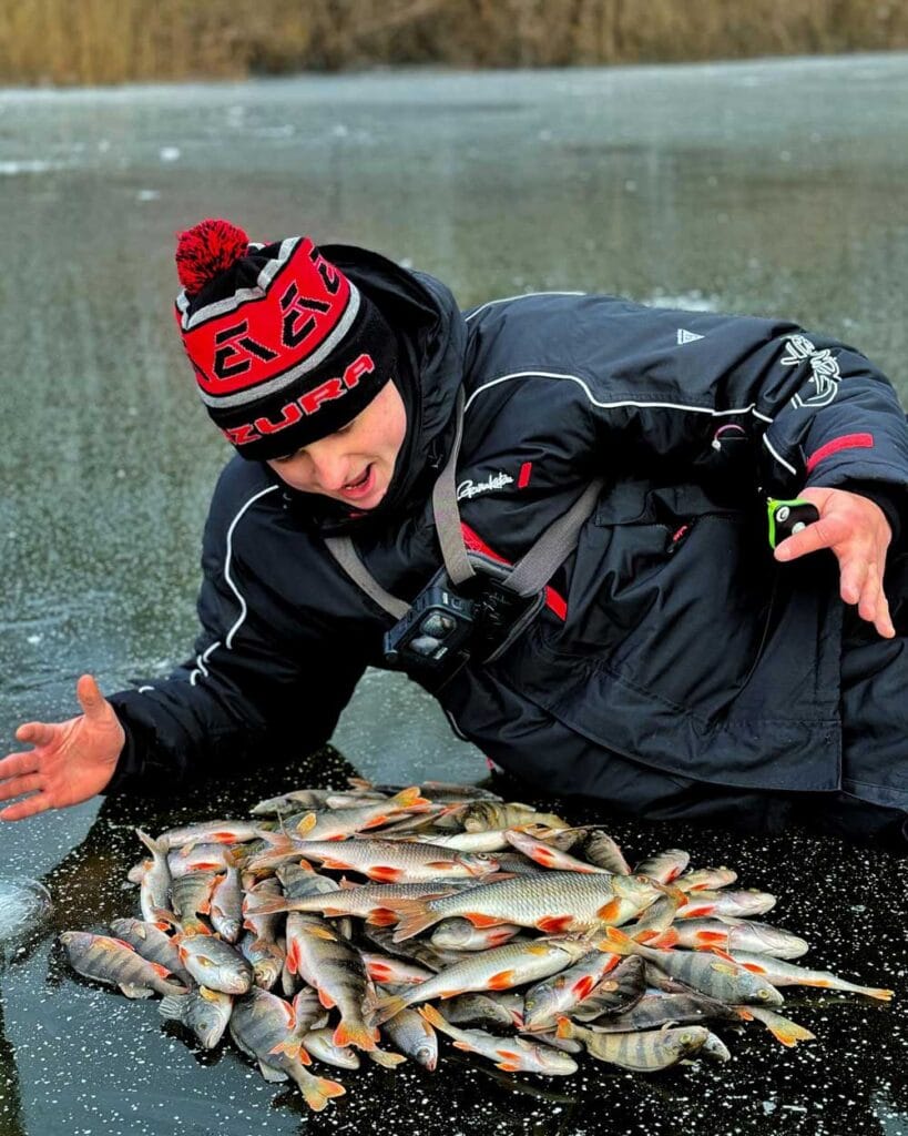 Рекордный клёв на первом льду: как мороз -14°C стал союзником рыбаков