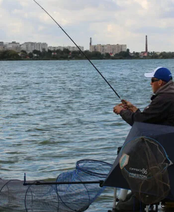 Рибальський квиток в Україні: для чого він потрібен, як отримати