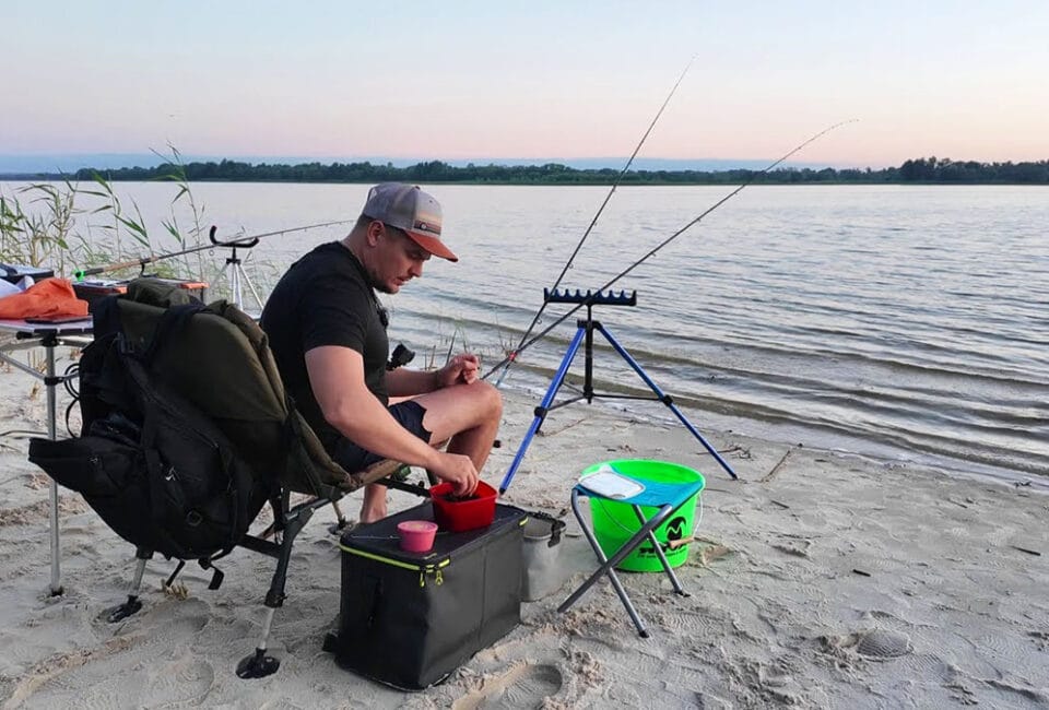 Фідерна риболовля на Дніпрі: лящ не давав спати всю ніч