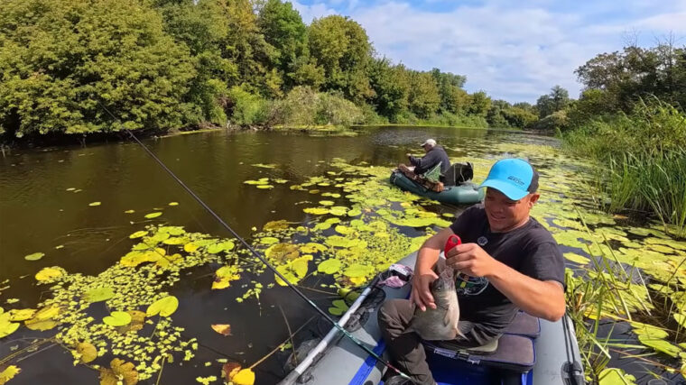 Рибалка зловив мішок ляща за 3 години на поплавкову вудку