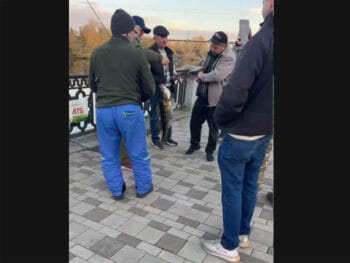 Великого судака спіймали на Дніпрі: обговорення розгоряється