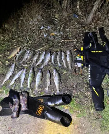На Дніпропетровщині затримали браконьєрів-водолазів із рушницями