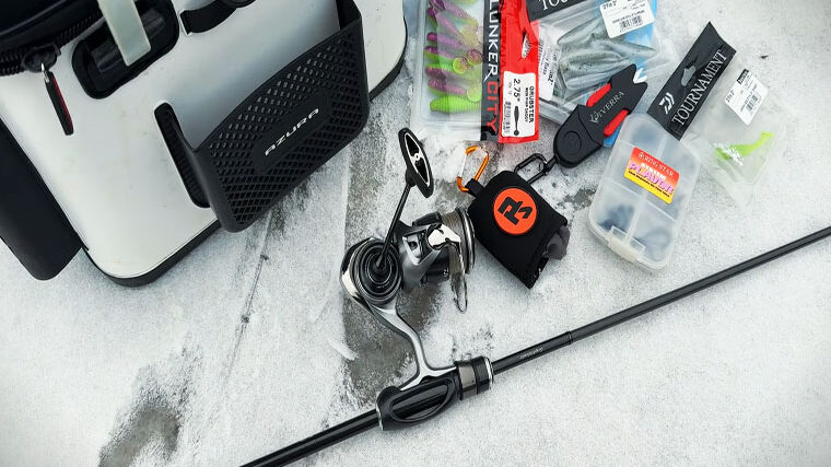 Зимний спиннинг на обводном канале КВХ: почему клева почти нет