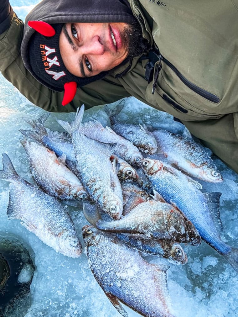 Зимова риболовля на Київському морі