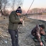 Трофейная плотва пошла на кукурузу: аномальный ночной клев на набережной Черкасс