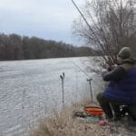 Прикормка превратилась в кашу: 3 рабочих способа спасти смесь и не остаться без клева