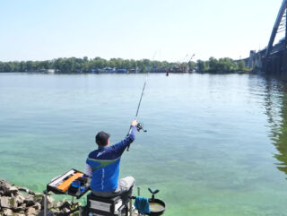 ТОП фідерів для сильної течії Дніпра: 3 моделі до 3500 грн