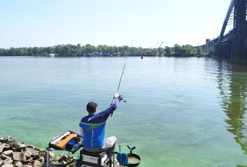 ТОП фідерів для сильної течії Дніпра: 3 моделі до 3500 грн