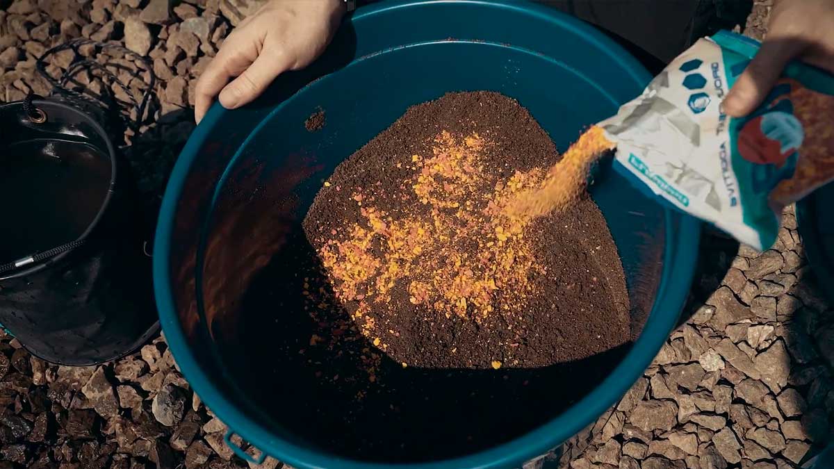 Як ловити великого ляща на сильній течії: секрети для річок України