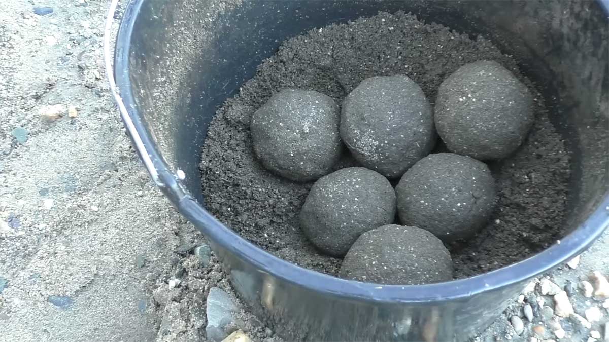 Ловля трофейного ляща в глибокій ямі на поплавок: секретна часникова заправка